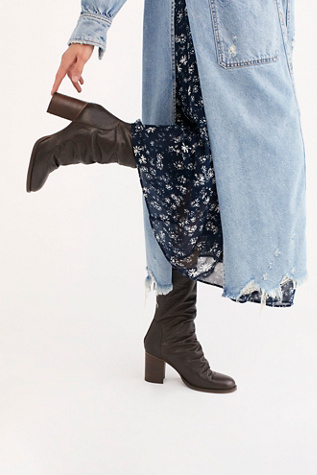 elle block heel boot