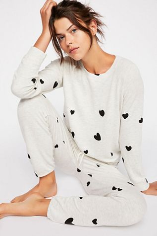 Super Soft Vintage Raglan Pullover With Hearts