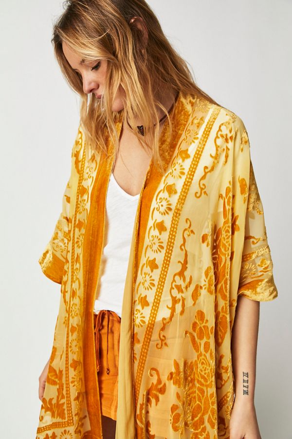 Slide View 2: Nightbird Burnout Kimono