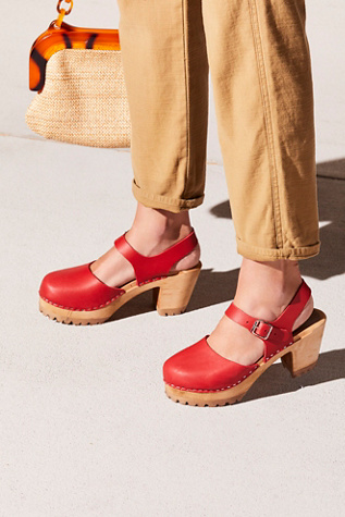 mia red clogs
