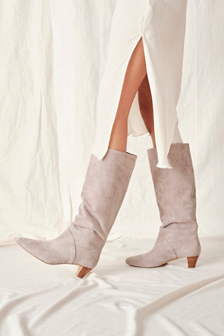 knee high loose boots