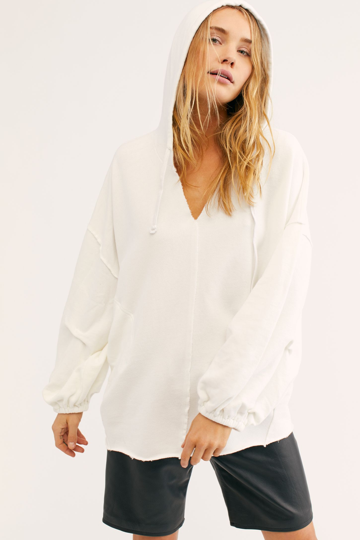 Slide View 3: Mason Pullover