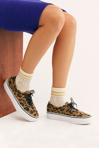 platform fuzzy vans