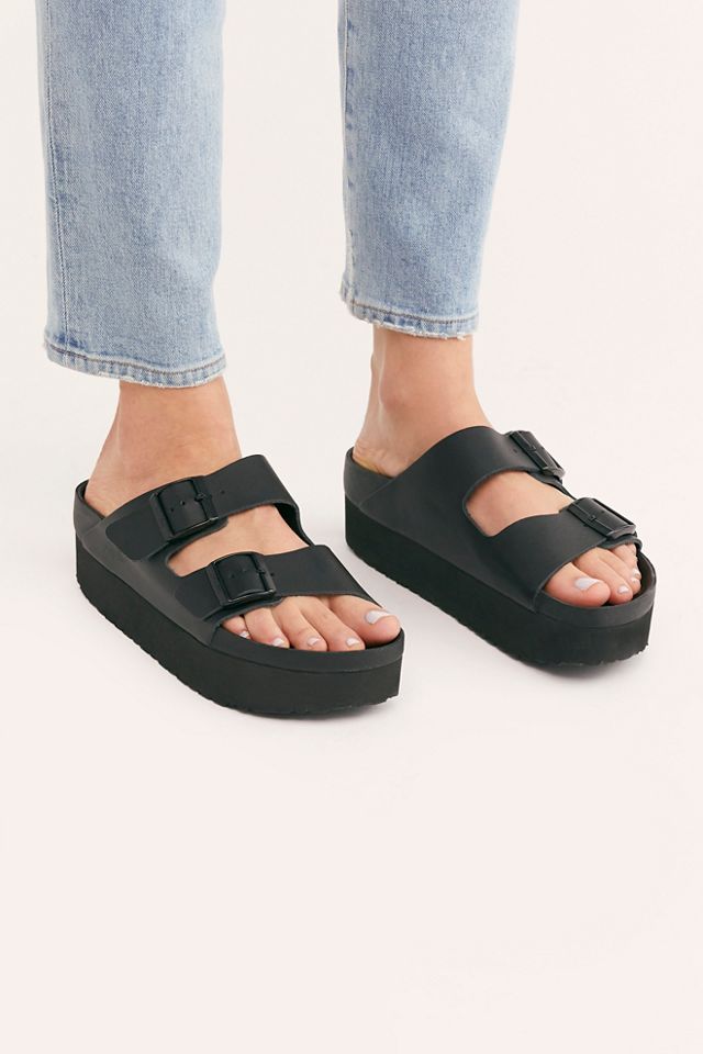 Birkenstock Sandals for Every Style - Cirque du SoLayne %