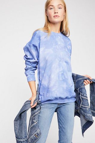 Lilac Waves Pullover