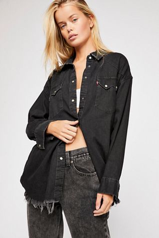 Levi's Oversized Sawtooth Denim Shirt