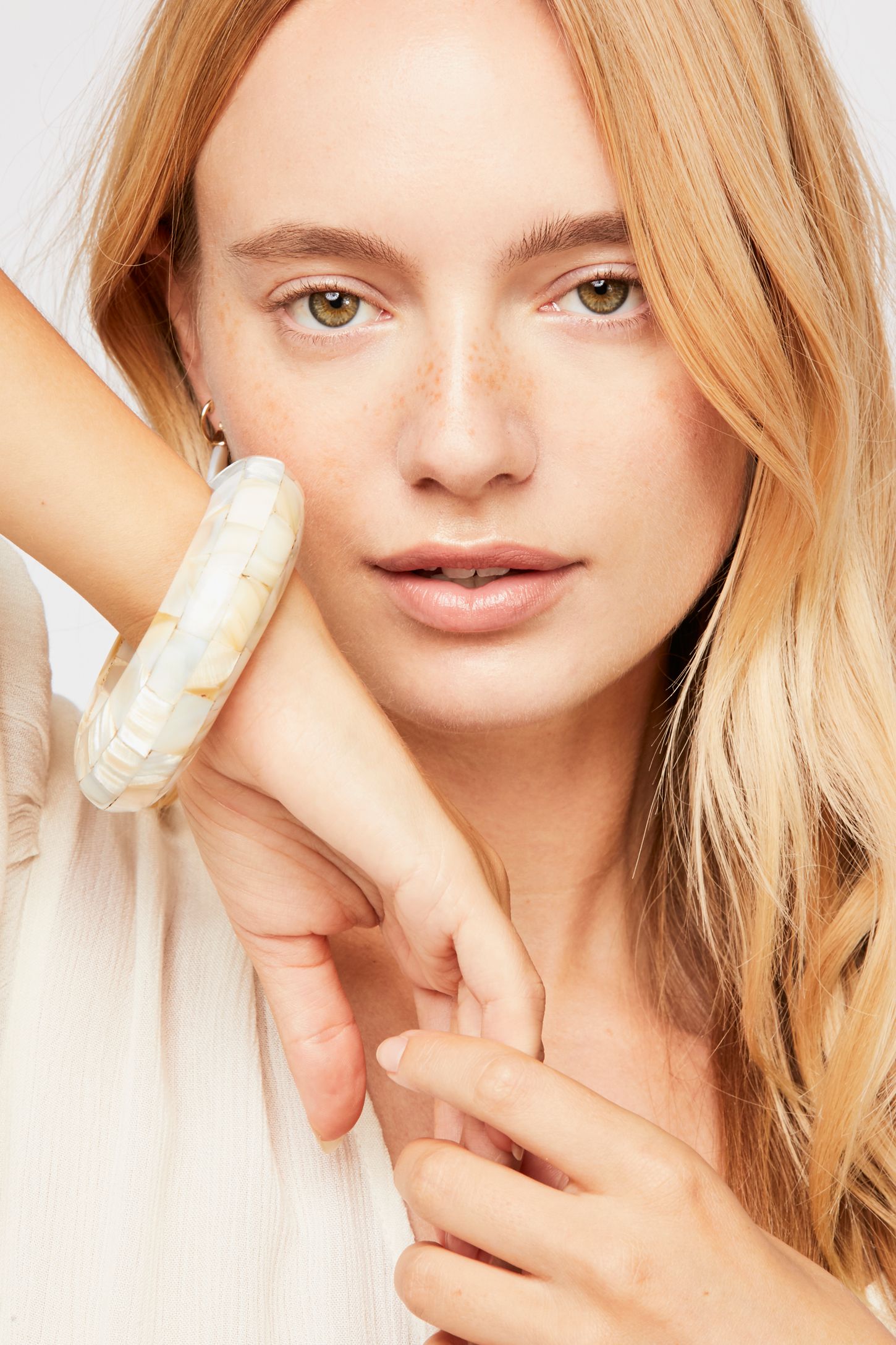 Slide View 1: Abalone Bangle