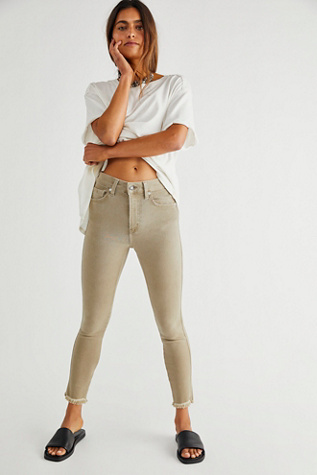 Raw High Rise Jegging