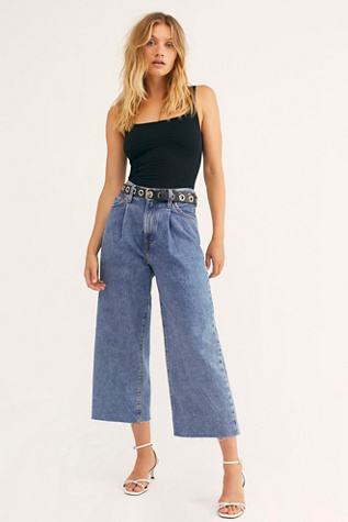 ribcage pleated cropped jeans