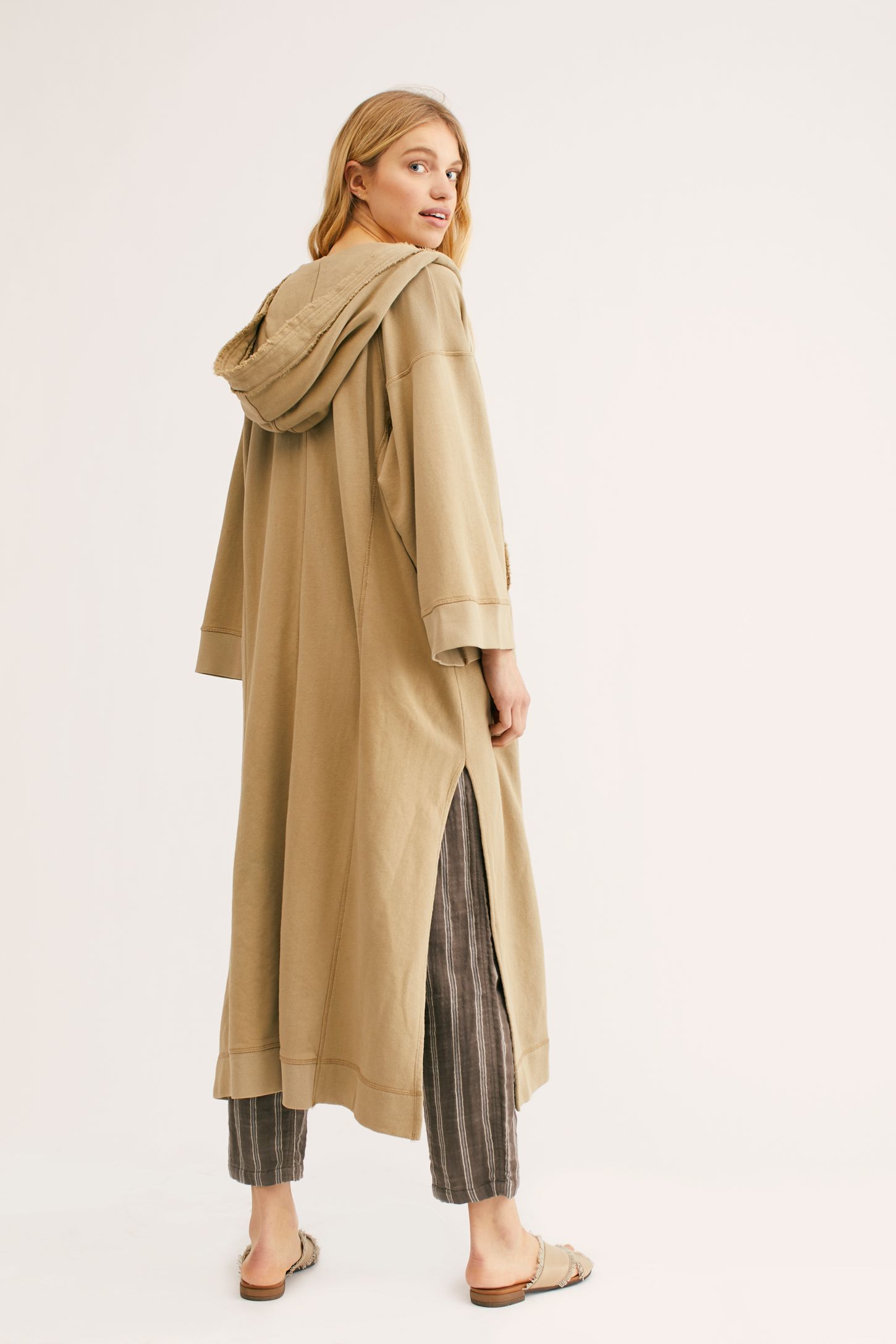 Slide View 3: Yoko Cardi