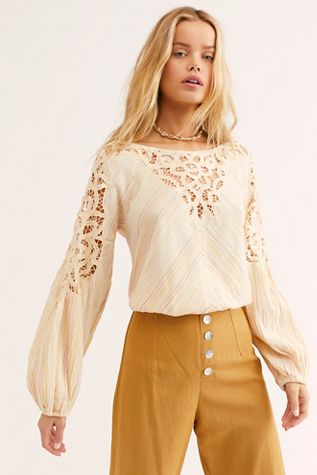 Floating Memories Blouse