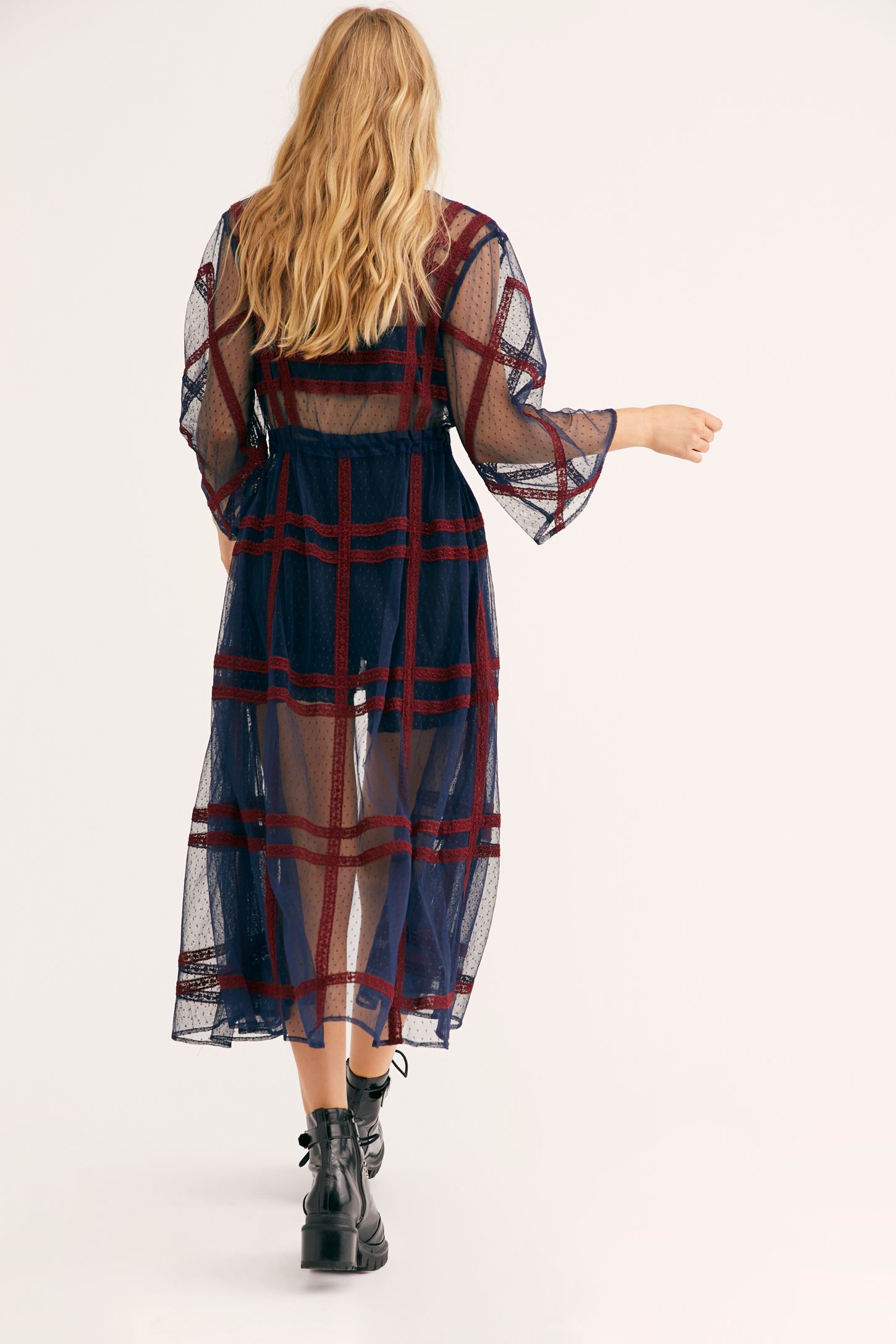 Slide View 2: Willow Plaid Lace Kimono