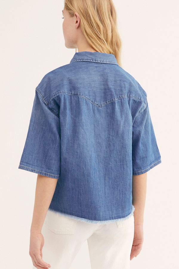 Slide View 2: Levi’s Sunny Western Shirt