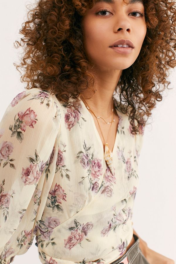 Slide View 3: Domino Top