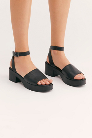 gemma hurrache wedge