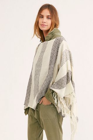 Sand Dune Stripe Convertible Poncho