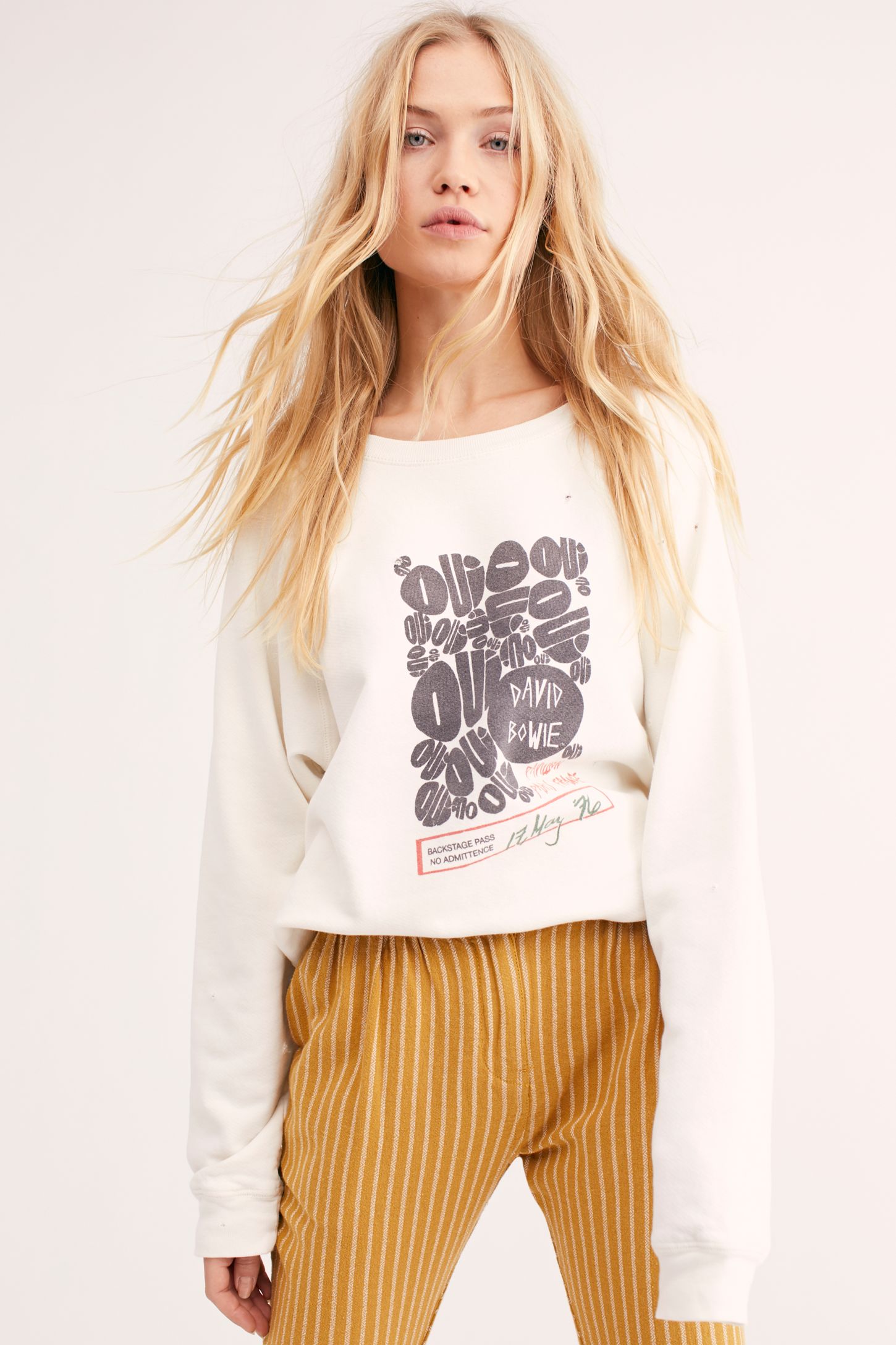 Slide View 1: Bowie Paris Pullover