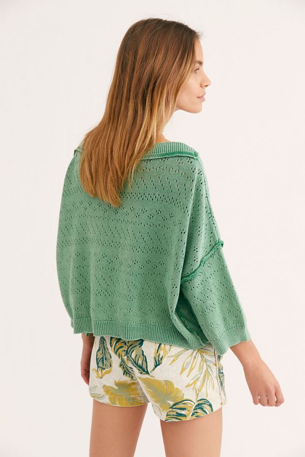 Slide View 2: Sand Castle Pullover