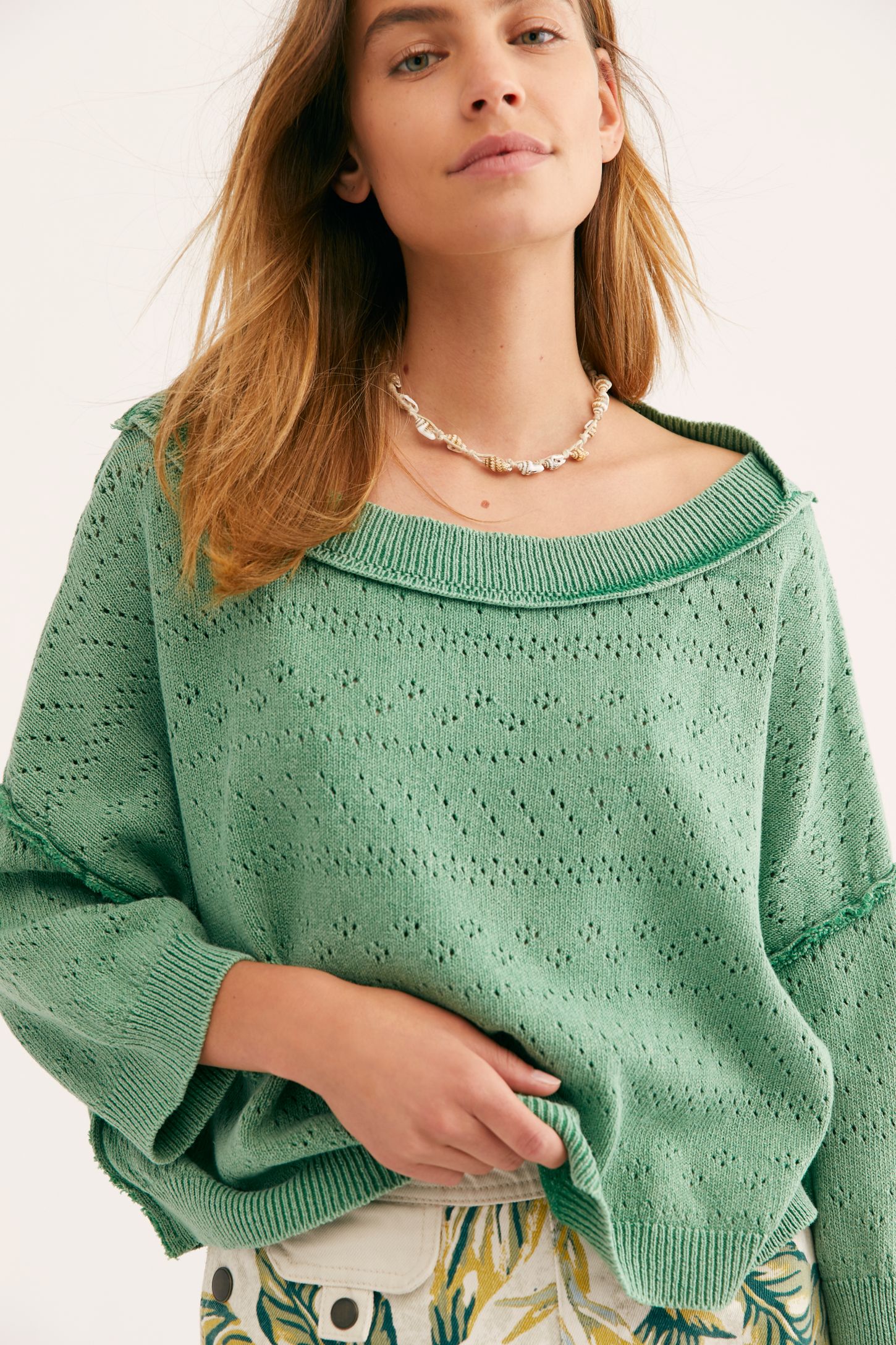 Slide View 3: Sand Castle Pullover