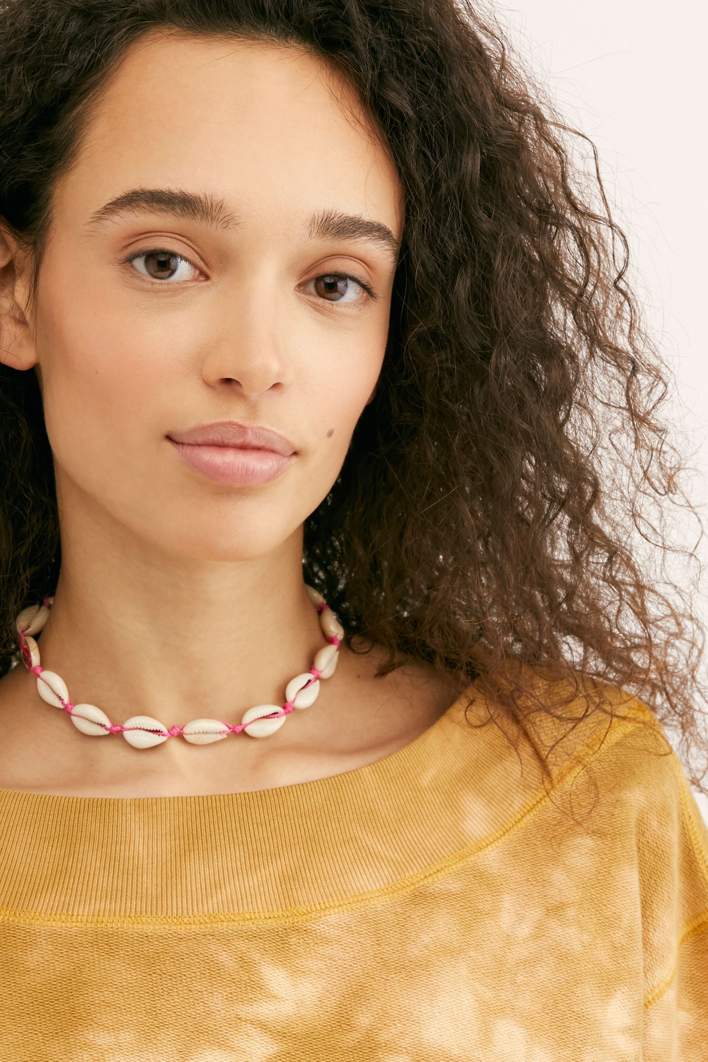 Slide View 1: Waikiki Waves Shell Necklace