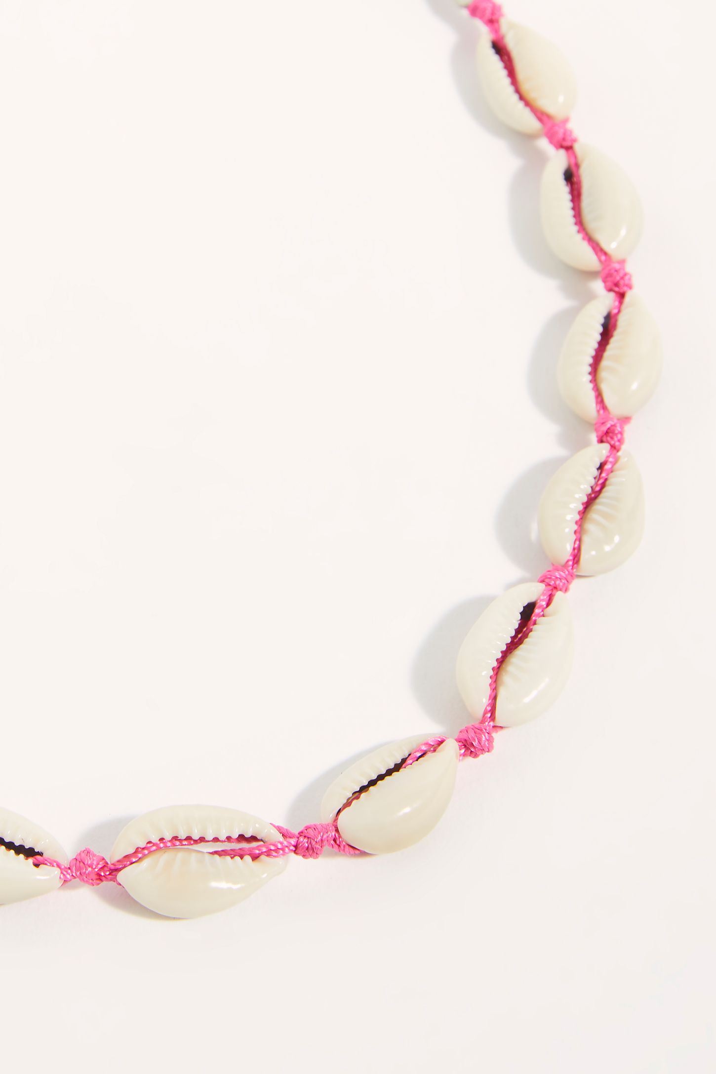 Slide View 3: Waikiki Waves Shell Necklace