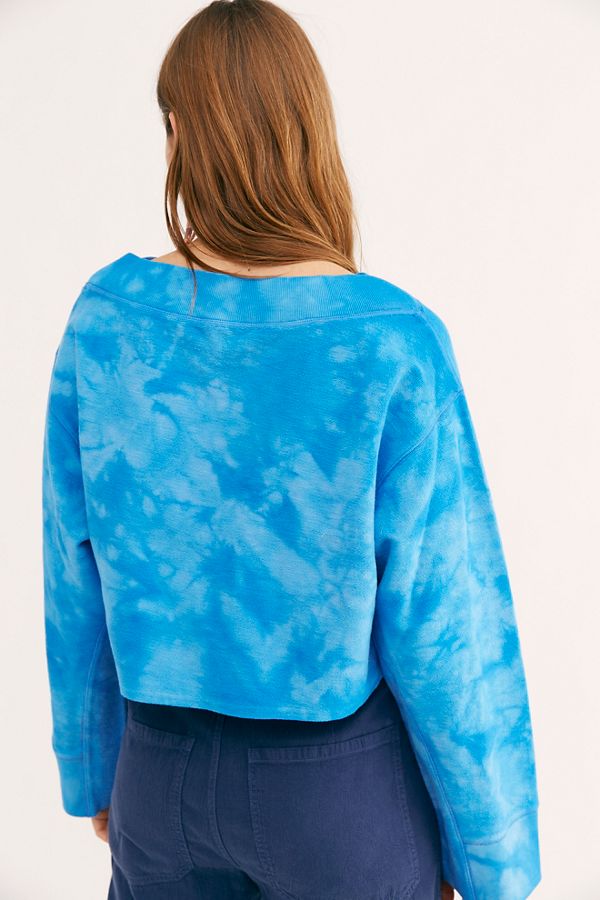 Slide View 2: Playa Pullover