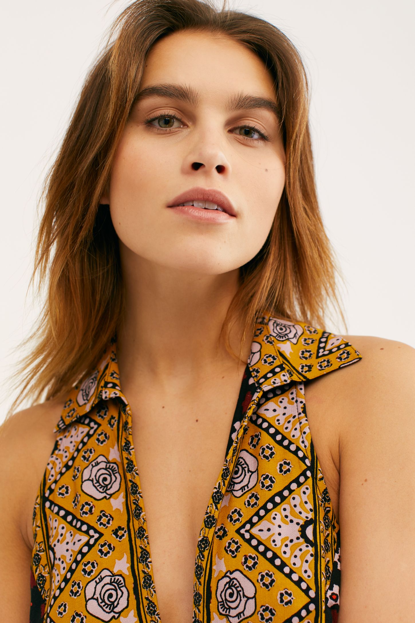 Slide View 3: Charlotte Sleeveless Printed Top