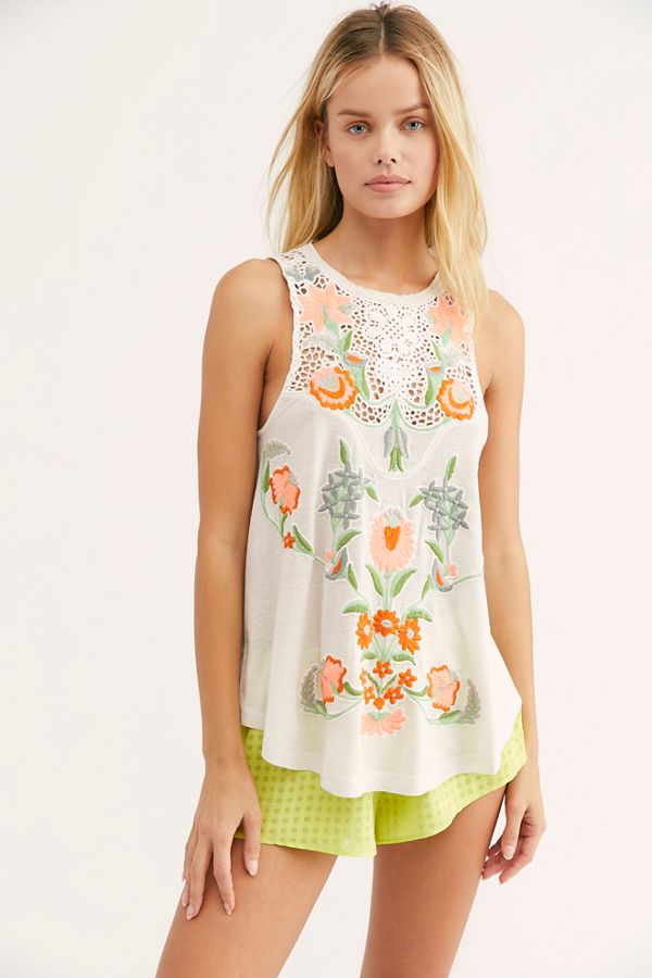 Slide View 3: Flower Power Tank