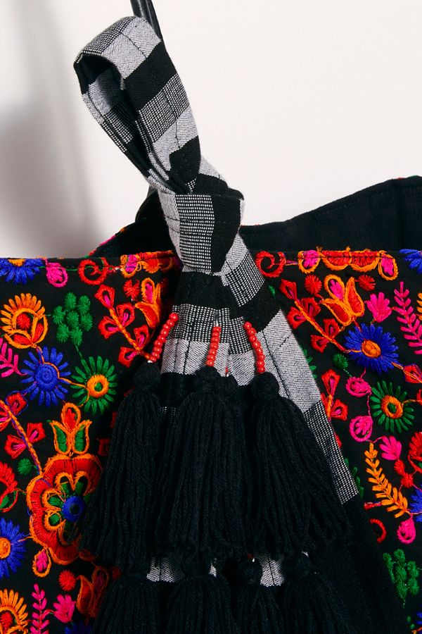 Slide View 4: Lara Oversized Leather Tote