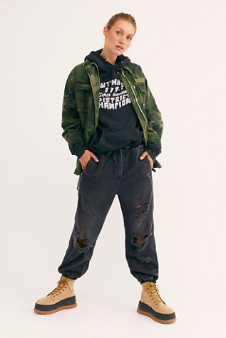 sloane destructed joggers