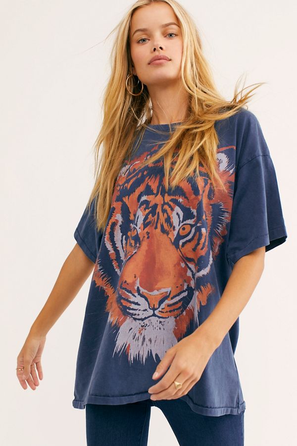 tiger tee women