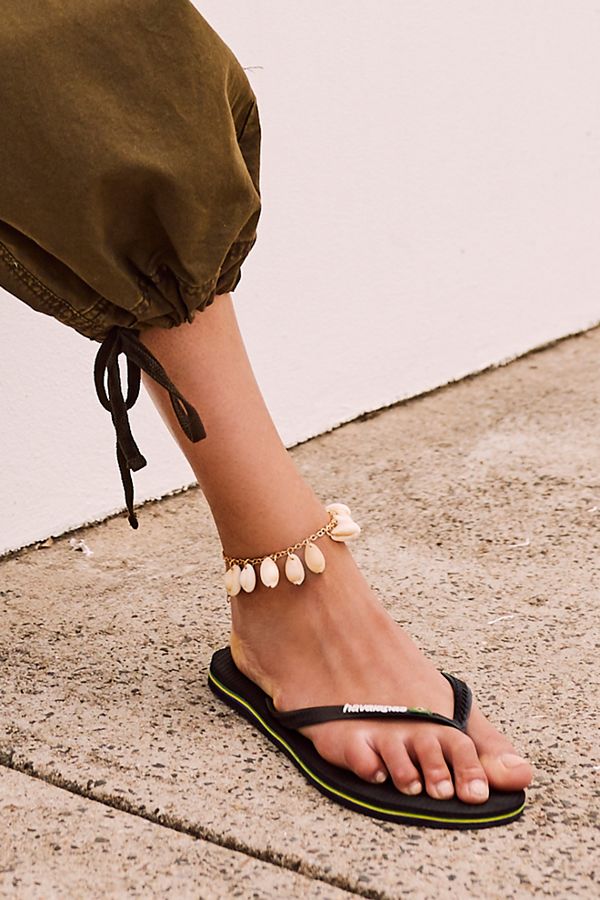 Slide View 2: Shells Layer Anklet