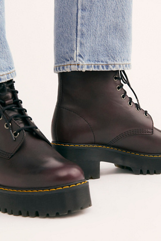 dr martens shriver low vintage