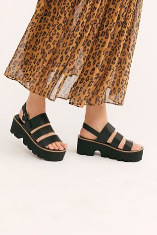 Andi Flatform Sandal