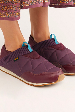 teva moccasins