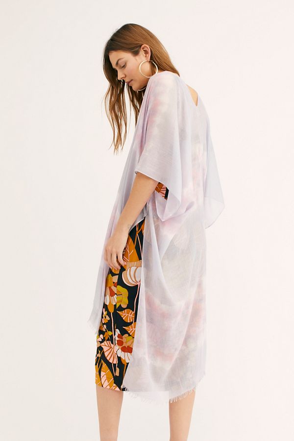 Slide View 2: Gravity Tie Dye Kimono