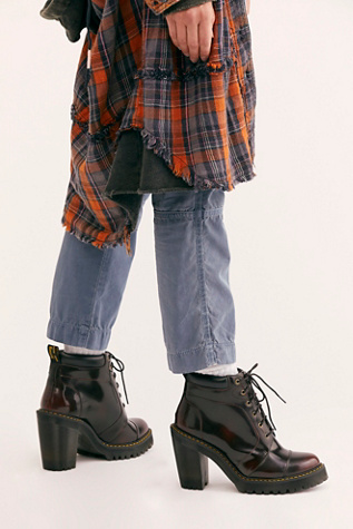 dr marten heel boot