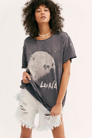 Luna Tee