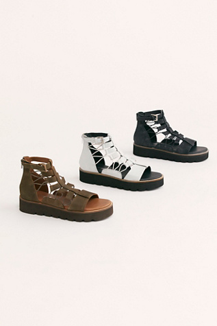 sunrise flatform sandal