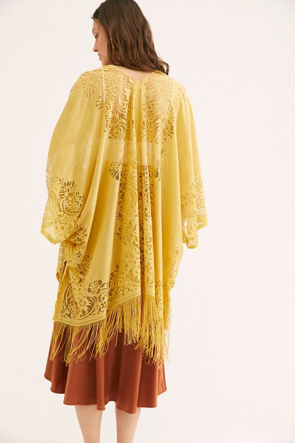 Slide View 2: Serena Lace Kimono
