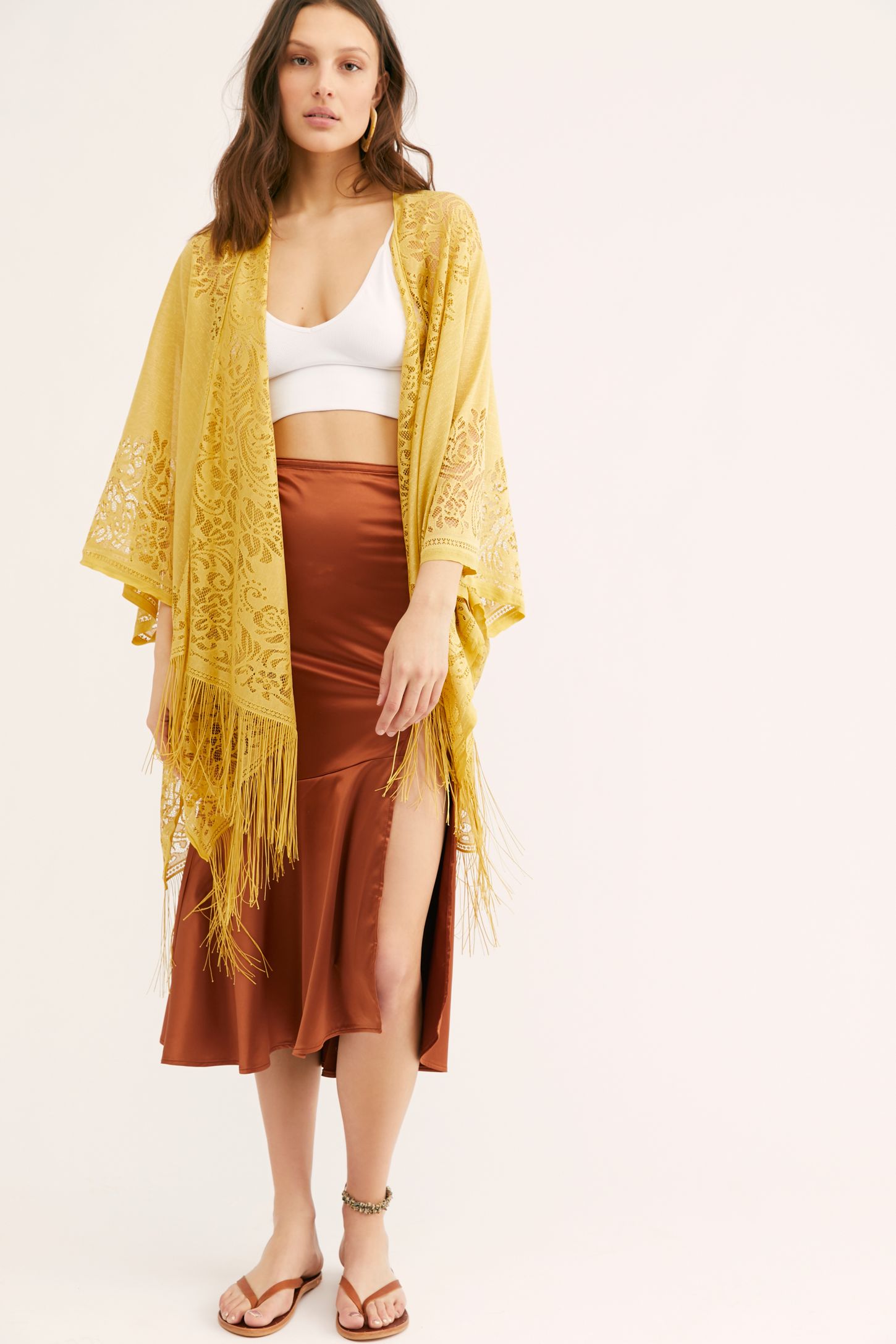 Slide View 3: Serena Lace Kimono