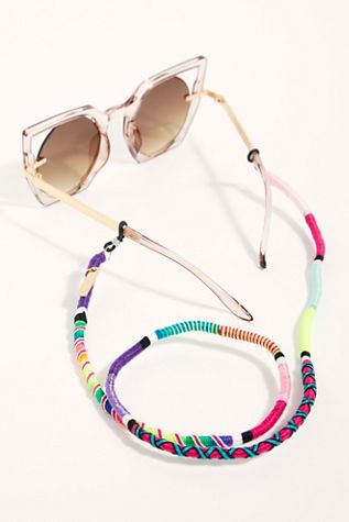 Le Pom Pom Sunnies Chain