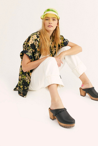 free people clogs