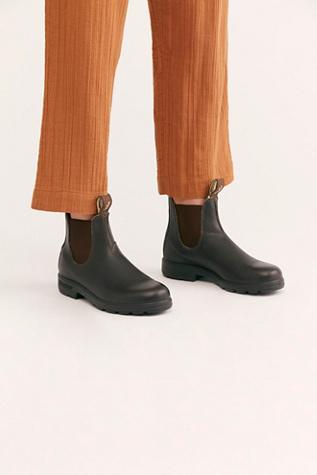 blundstone chelsea boot