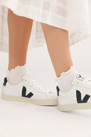 veja esplar low sneakers