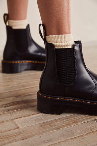 2976 platform doc martens