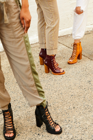 jeffrey campbell zoey heel