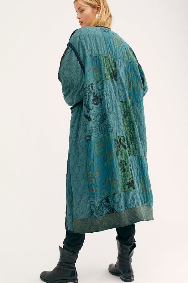 Slide View 4: Borderline Liner Jacket