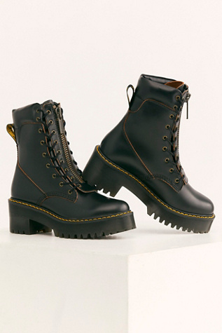 dr martens shipping tracking