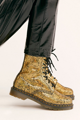 dr martens 1460 gold